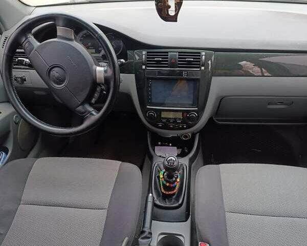 Серый Шевроле Нубира, объемом двигателя 1.8 л и пробегом 135 тыс. км за 4400 $, фото 19 на Automoto.ua