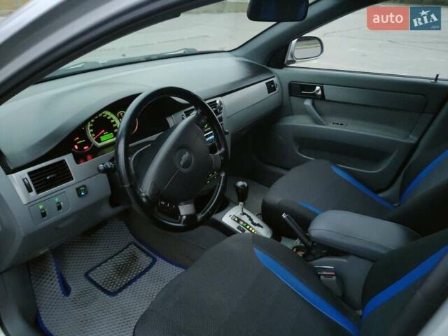 Серый Шевроле Нубира, объемом двигателя 1.8 л и пробегом 184 тыс. км за 4700 $, фото 14 на Automoto.ua