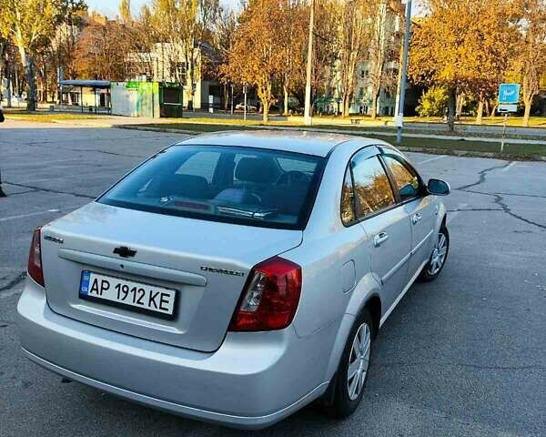 Серый Шевроле Нубира, объемом двигателя 1.8 л и пробегом 184 тыс. км за 4700 $, фото 4 на Automoto.ua