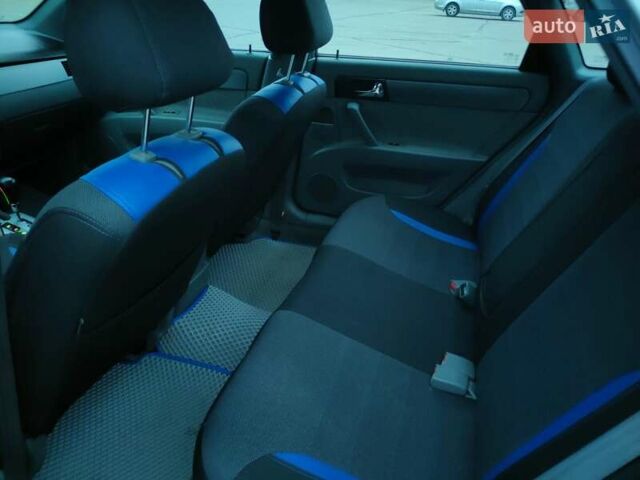 Серый Шевроле Нубира, объемом двигателя 1.8 л и пробегом 184 тыс. км за 4700 $, фото 13 на Automoto.ua