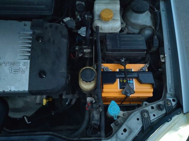 Серый Шевроле Нубира, объемом двигателя 1.8 л и пробегом 183 тыс. км за 4700 $, фото 9 на Automoto.ua