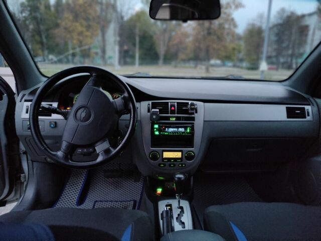 Серый Шевроле Нубира, объемом двигателя 1.8 л и пробегом 183 тыс. км за 4700 $, фото 6 на Automoto.ua