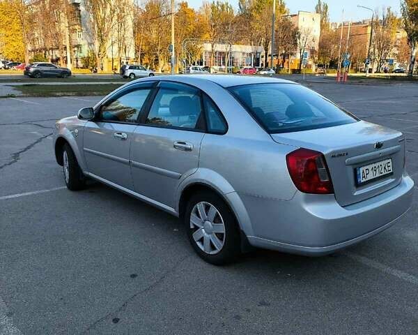 Серый Шевроле Нубира, объемом двигателя 1.8 л и пробегом 184 тыс. км за 4700 $, фото 5 на Automoto.ua