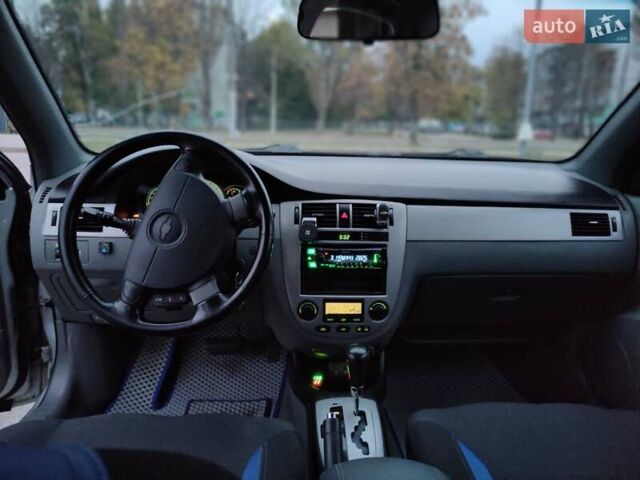 Серый Шевроле Нубира, объемом двигателя 1.8 л и пробегом 183 тыс. км за 4700 $, фото 5 на Automoto.ua