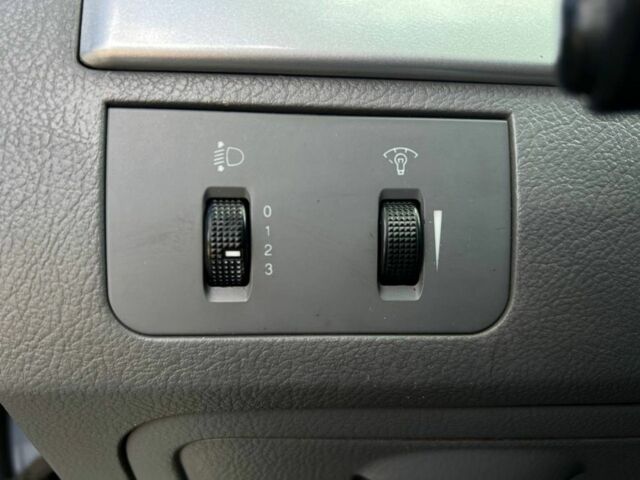 Серый Шевроле Нубира, объемом двигателя 1.8 л и пробегом 152 тыс. км за 4100 $, фото 11 на Automoto.ua