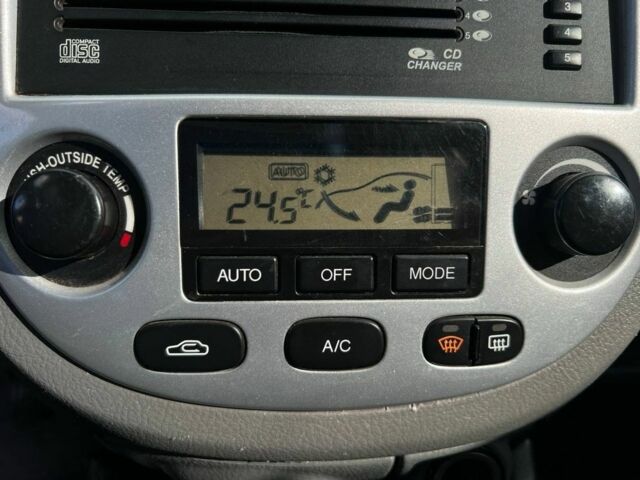 Серый Шевроле Нубира, объемом двигателя 1.8 л и пробегом 152 тыс. км за 4100 $, фото 9 на Automoto.ua