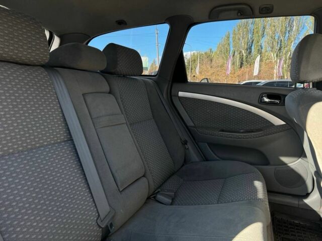 Серый Шевроле Нубира, объемом двигателя 1.8 л и пробегом 152 тыс. км за 4100 $, фото 14 на Automoto.ua