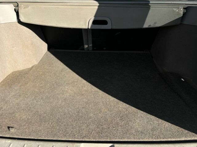 Серый Шевроле Нубира, объемом двигателя 1.8 л и пробегом 152 тыс. км за 4100 $, фото 16 на Automoto.ua