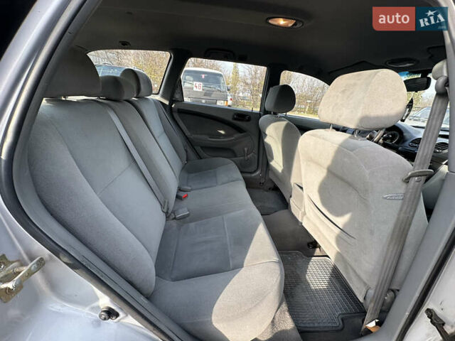 Серый Шевроле Нубира, объемом двигателя 1.6 л и пробегом 270 тыс. км за 4200 $, фото 10 на Automoto.ua