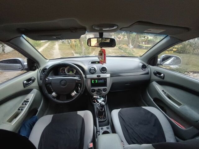 Серый Шевроле Нубира, объемом двигателя 1.6 л и пробегом 272 тыс. км за 3200 $, фото 7 на Automoto.ua