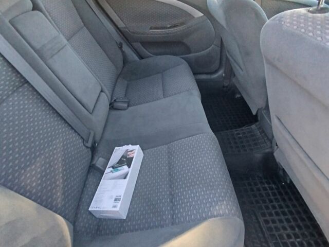 Серый Шевроле Нубира, объемом двигателя 1.8 л и пробегом 152 тыс. км за 3700 $, фото 1 на Automoto.ua