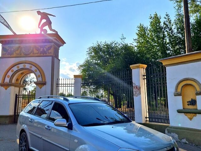 Сірий Шевроле Нубіра, об'ємом двигуна 1.8 л та пробігом 180 тис. км за 4500 $, фото 2 на Automoto.ua