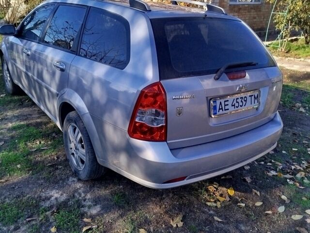 Серый Шевроле Нубира, объемом двигателя 1.8 л и пробегом 152 тыс. км за 3700 $, фото 4 на Automoto.ua