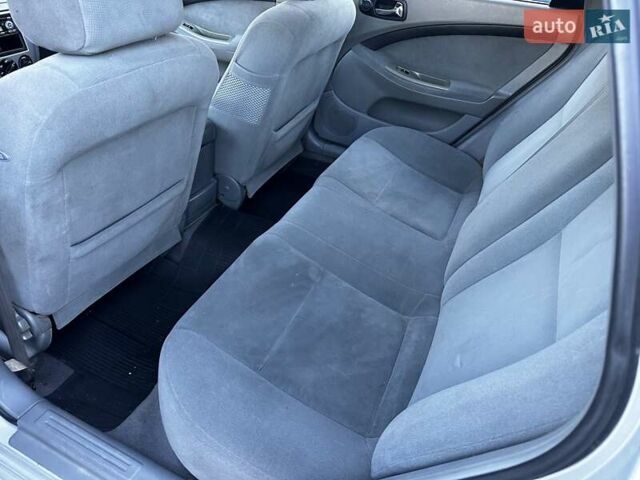 Сірий Шевроле Нубіра, об'ємом двигуна 1.6 л та пробігом 250 тис. км за 3900 $, фото 6 на Automoto.ua