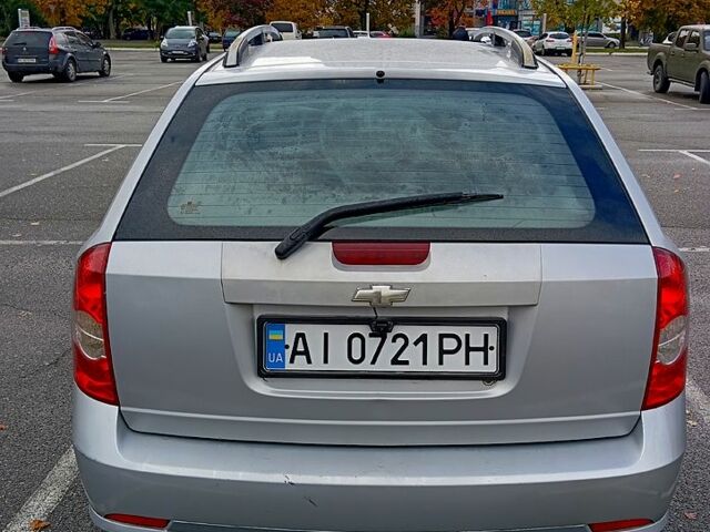 Серый Шевроле Нубира, объемом двигателя 1.8 л и пробегом 200 тыс. км за 2999 $, фото 1 на Automoto.ua