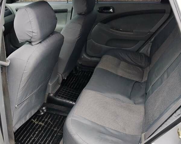 Сірий Шевроле Нубіра, об'ємом двигуна 1.6 л та пробігом 277 тис. км за 4500 $, фото 2 на Automoto.ua