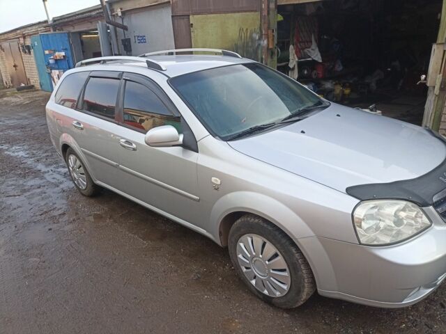 Серый Шевроле Нубира, объемом двигателя 1.6 л и пробегом 206 тыс. км за 5000 $, фото 9 на Automoto.ua