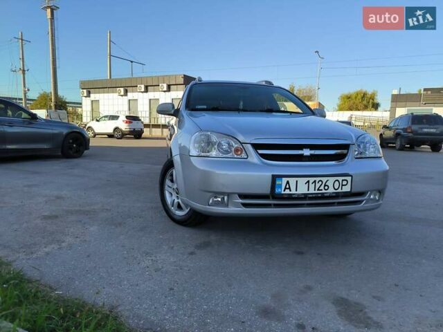 Серый Шевроле Нубира, объемом двигателя 1.8 л и пробегом 282 тыс. км за 4800 $, фото 3 на Automoto.ua
