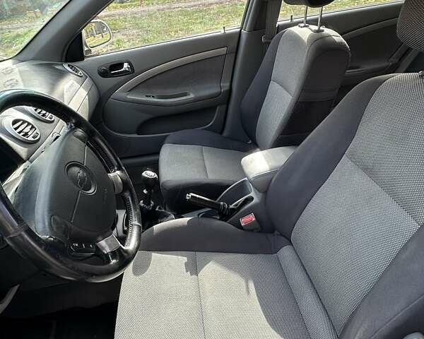 Сірий Шевроле Нубіра, об'ємом двигуна 1.8 л та пробігом 177 тис. км за 3800 $, фото 12 на Automoto.ua