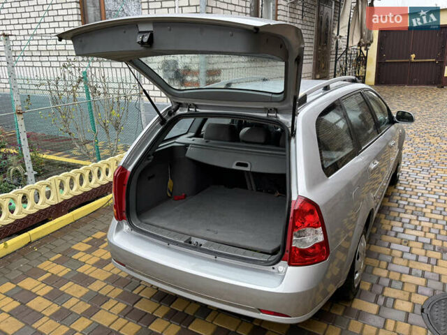 Серый Шевроле Нубира, объемом двигателя 1.6 л и пробегом 241 тыс. км за 4100 $, фото 7 на Automoto.ua