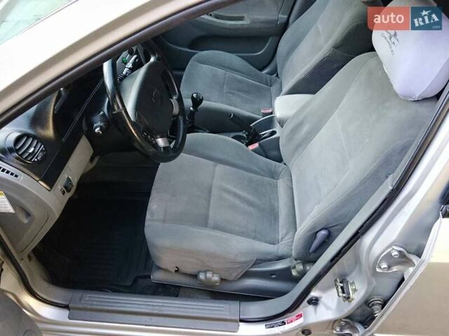 Серый Шевроле Нубира, объемом двигателя 1.6 л и пробегом 289 тыс. км за 3250 $, фото 17 на Automoto.ua