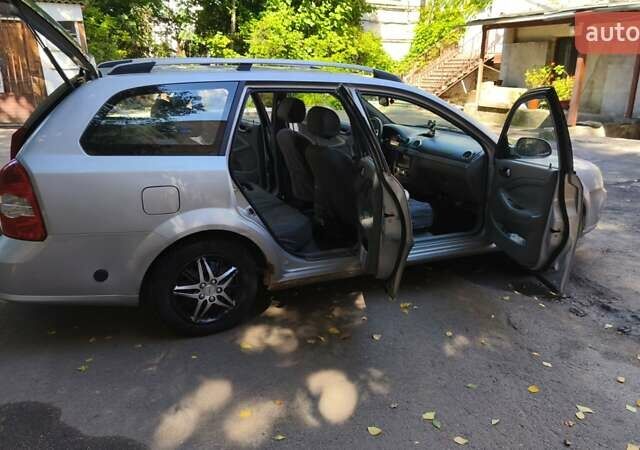 Серый Шевроле Нубира, объемом двигателя 1.8 л и пробегом 201 тыс. км за 4800 $, фото 11 на Automoto.ua