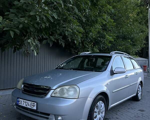 Серый Шевроле Нубира, объемом двигателя 1.8 л и пробегом 300 тыс. км за 4100 $, фото 6 на Automoto.ua