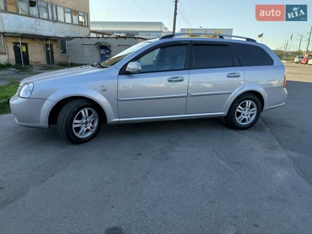Серый Шевроле Нубира, объемом двигателя 1.8 л и пробегом 282 тыс. км за 4800 $, фото 2 на Automoto.ua