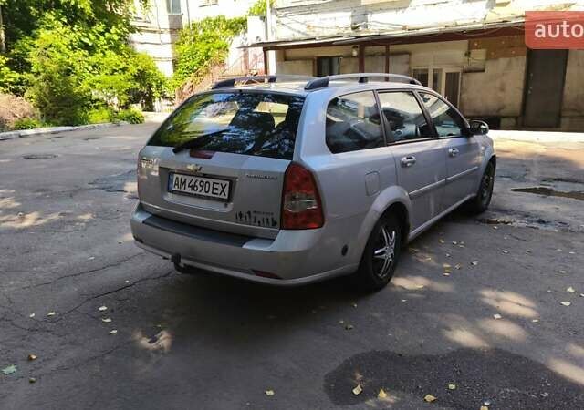 Серый Шевроле Нубира, объемом двигателя 1.8 л и пробегом 201 тыс. км за 4800 $, фото 5 на Automoto.ua