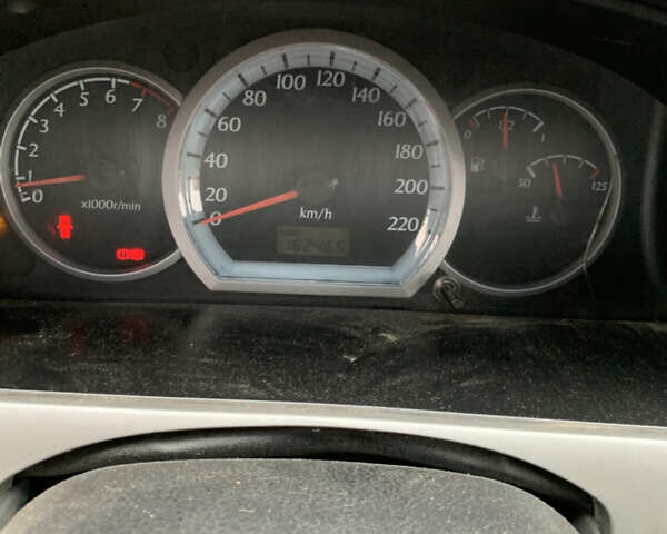 Серый Шевроле Нубира, объемом двигателя 1.8 л и пробегом 162 тыс. км за 4100 $, фото 9 на Automoto.ua