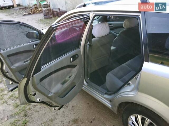 Серый Шевроле Нубира, объемом двигателя 1.6 л и пробегом 289 тыс. км за 3250 $, фото 19 на Automoto.ua