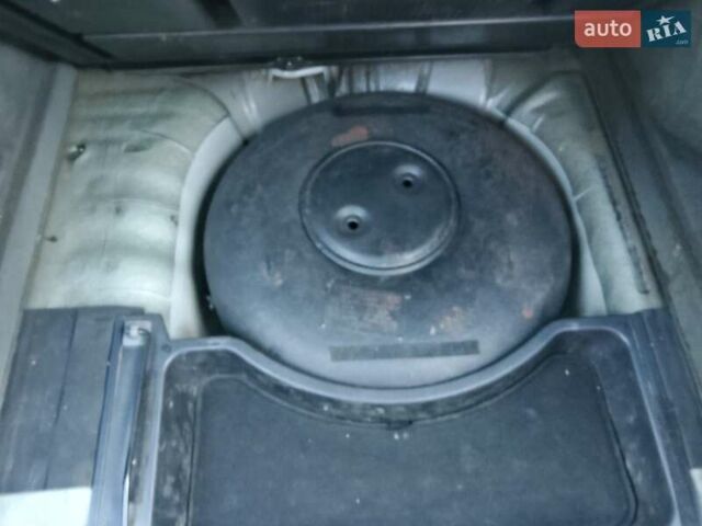 Серый Шевроле Нубира, объемом двигателя 1.6 л и пробегом 289 тыс. км за 3250 $, фото 28 на Automoto.ua