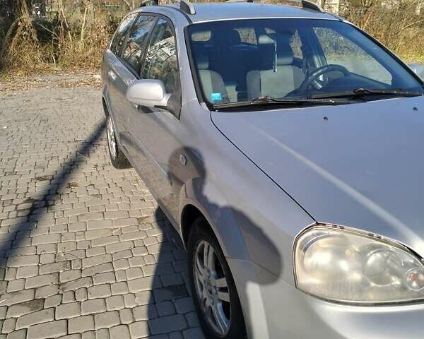 Серый Шевроле Нубира, объемом двигателя 1.6 л и пробегом 200 тыс. км за 4300 $, фото 1 на Automoto.ua