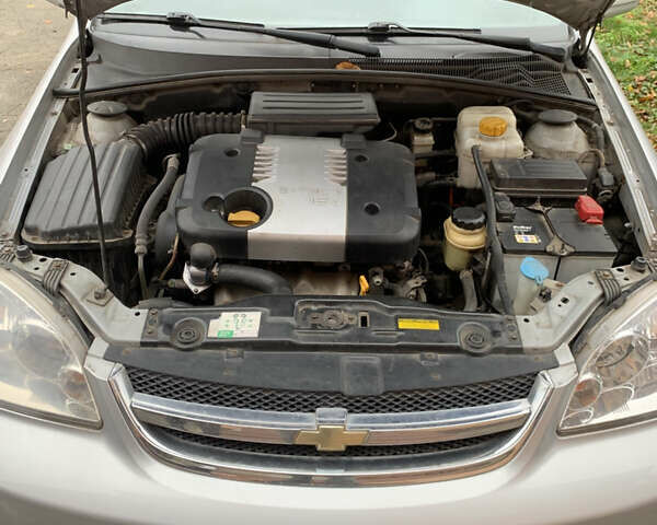 Серый Шевроле Нубира, объемом двигателя 1.8 л и пробегом 162 тыс. км за 4100 $, фото 6 на Automoto.ua