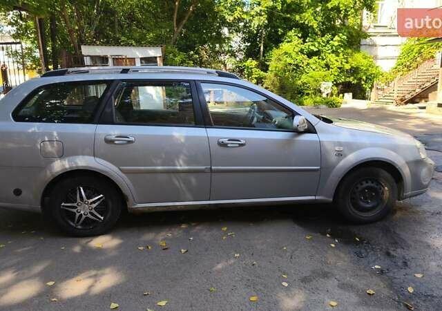 Серый Шевроле Нубира, объемом двигателя 1.8 л и пробегом 201 тыс. км за 4800 $, фото 4 на Automoto.ua