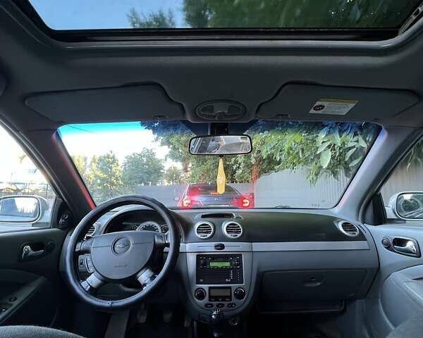 Серый Шевроле Нубира, объемом двигателя 1.8 л и пробегом 300 тыс. км за 4100 $, фото 22 на Automoto.ua