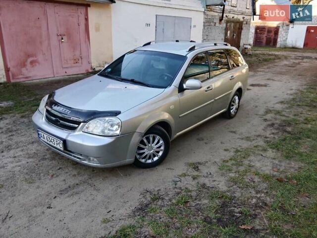 Серый Шевроле Нубира, объемом двигателя 1.6 л и пробегом 289 тыс. км за 3250 $, фото 3 на Automoto.ua