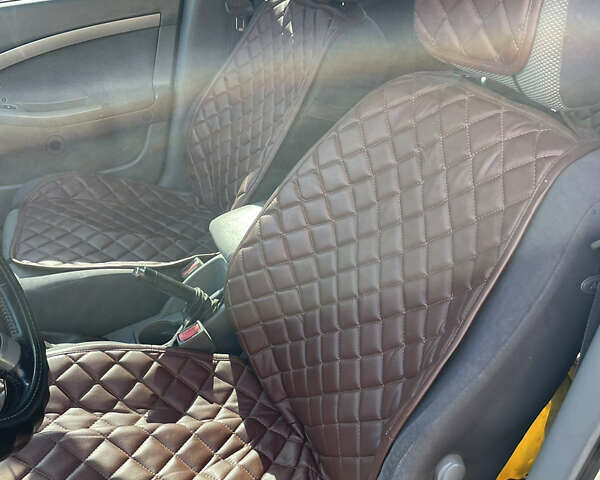 Серый Шевроле Нубира, объемом двигателя 1.8 л и пробегом 352 тыс. км за 3700 $, фото 12 на Automoto.ua