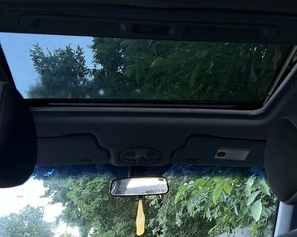 Серый Шевроле Нубира, объемом двигателя 1.8 л и пробегом 300 тыс. км за 4100 $, фото 26 на Automoto.ua