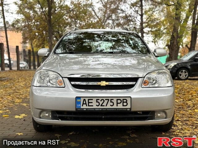 Серый Шевроле Нубира, объемом двигателя 1.8 л и пробегом 235 тыс. км за 4899 $, фото 1 на Automoto.ua