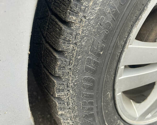 Серый Шевроле Нубира, объемом двигателя 1.8 л и пробегом 352 тыс. км за 3700 $, фото 15 на Automoto.ua