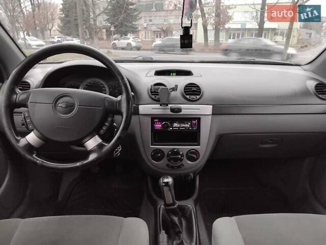 Серый Шевроле Нубира, объемом двигателя 2 л и пробегом 243 тыс. км за 4200 $, фото 10 на Automoto.ua