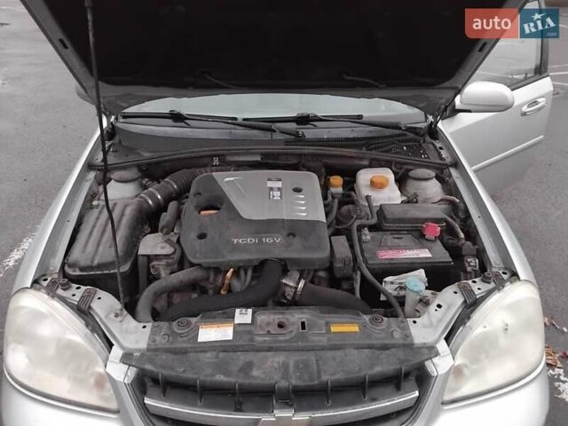 Серый Шевроле Нубира, объемом двигателя 2 л и пробегом 243 тыс. км за 4200 $, фото 11 на Automoto.ua