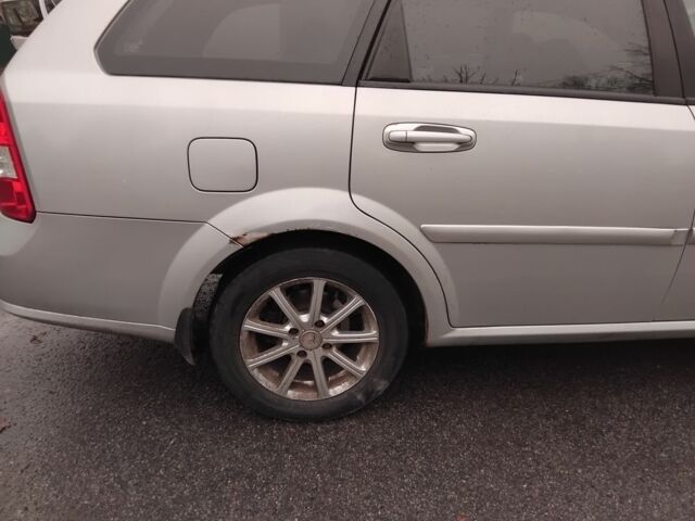 Серый Шевроле Нубира, объемом двигателя 2 л и пробегом 243 тыс. км за 4200 $, фото 6 на Automoto.ua