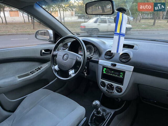 Сірий Шевроле Нубіра, об'ємом двигуна 1.6 л та пробігом 237 тис. км за 4700 $, фото 24 на Automoto.ua