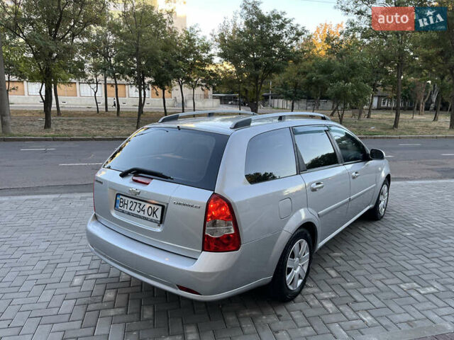Сірий Шевроле Нубіра, об'ємом двигуна 1.6 л та пробігом 237 тис. км за 4700 $, фото 5 на Automoto.ua