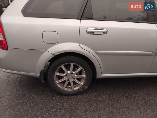 Серый Шевроле Нубира, объемом двигателя 2 л и пробегом 243 тыс. км за 4200 $, фото 5 на Automoto.ua