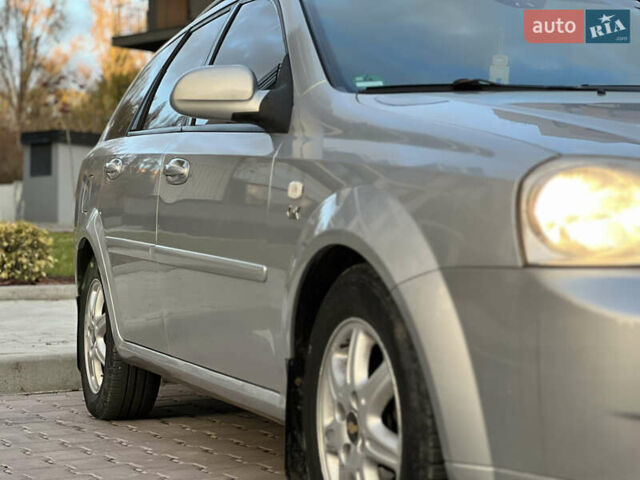 Серый Шевроле Нубира, объемом двигателя 1.8 л и пробегом 303 тыс. км за 3950 $, фото 10 на Automoto.ua