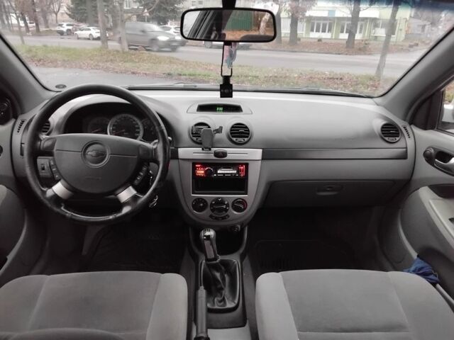 Серый Шевроле Нубира, объемом двигателя 2 л и пробегом 243 тыс. км за 4200 $, фото 7 на Automoto.ua