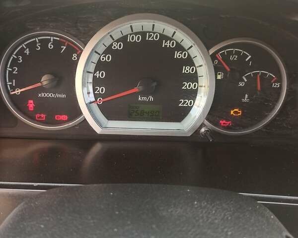 Серый Шевроле Нубира, объемом двигателя 1.6 л и пробегом 290 тыс. км за 4200 $, фото 3 на Automoto.ua